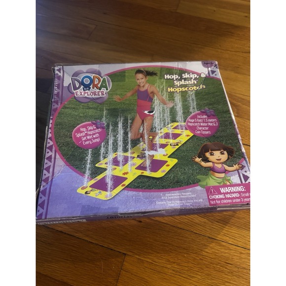 Dora The Explorer Hop Skip Splash Hopscotch Water Toy NIB‎ 2010 Outdoor Play - Picture 1 of 8